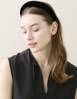 VICTORIA